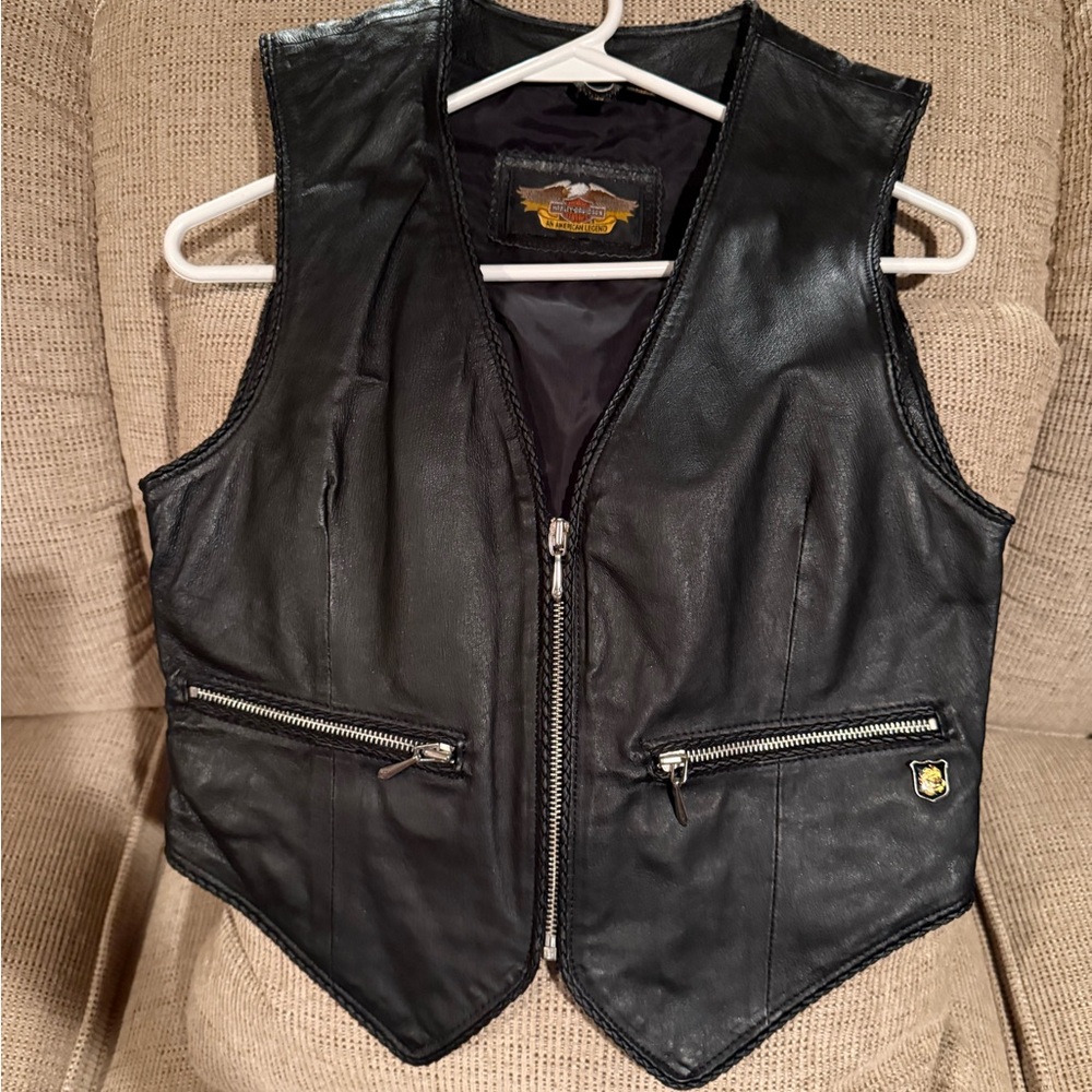 Black Leather Vest with Zipper Pockets